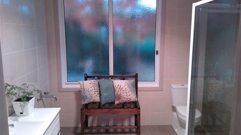 Lakeside Vista Holiday House - Accommodation Mt Buller 6