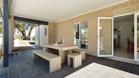 Neerim Chateau - Accommodation Mt Buller 7