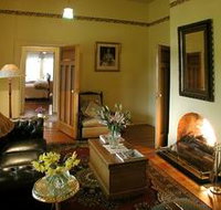 Buxton Manor - Garden and Loft Apartment - Accommodation Mt Buller