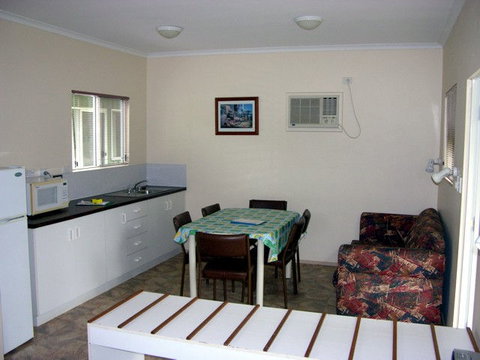Batchelor Holiday Park - Accommodation Mt Buller 1