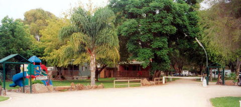 BIG4 Forbes Holiday Park - Accommodation Mt Buller 1