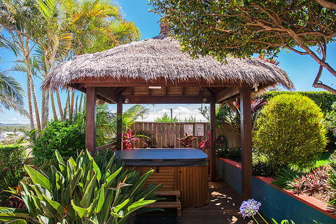 Club Yamba Luxury Hilltop Villas - Accommodation Mt buller 15