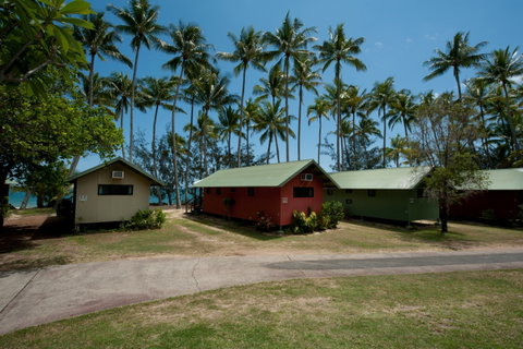 Ellis Beach Oceanfront Bungalows & Caravan Pk - Accommodation Mt Buller 7