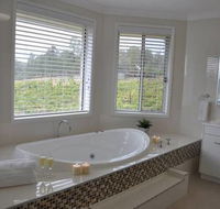 Ghost Riders Vineyard Lodge - Accommodation Mt Buller