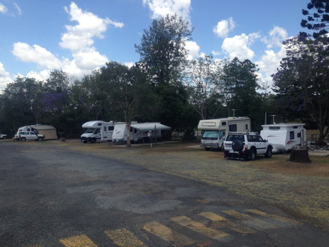 Gympie Caravan Park - Queens Park - Accommodation Mt Buller 4