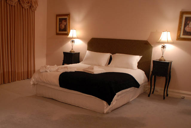 Lake Lonsdale VIC Accommodation Mt Buller