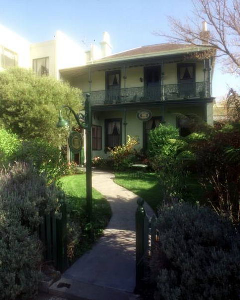 Magnolia Court Boutique Hotel - Accommodation Mt Buller 1