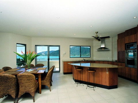 Portside Whitsunday - Accommodation Mt Buller 1