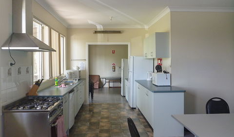 Bat House - Limestone - Accommodation Mt Buller 2