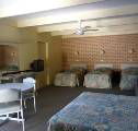Spanish Lantern Motor Inn Parkes - Accommodation Mt Buller