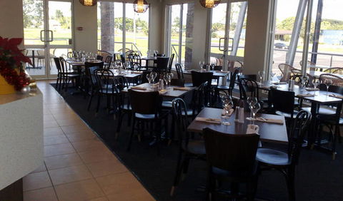 Tropixx Motel And Restaurant - Accommodation Mt Buller 3
