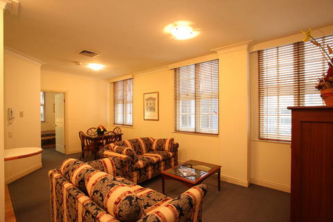 ULTIQA Rothbury Hotel - Accommodation Mt Buller 3