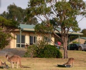 Riverside Retreat - Accommodation Mt Buller 0