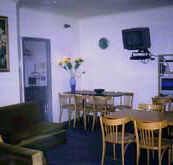 Hyde Park Backpackers - Accommodation Mt Buller