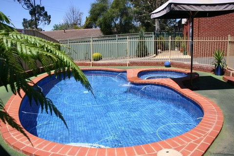 Sundowner Bendigo Golden Reef Motor Inn - Accommodation Mt Buller 4