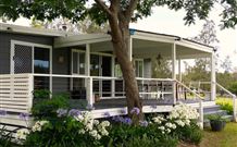 Yarralaw Springs Wines Vine Loft Bed And Breakfast - Accommodation Mt Buller 0