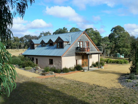 Yarralaw Springs Wines Vine Loft Bed And Breakfast - Accommodation Mt Buller 8