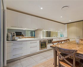 Malibu Shores At Vogue Holiday Homes - Accommodation Mt Buller 2