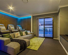 Aqua Palms At Vogue Holiday Homes - Accommodation Mt Buller 2
