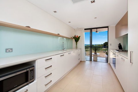 Akuna Waterfront - Accommodation Mt Buller 9