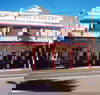 Club House Hotel - Accommodation Mt Buller