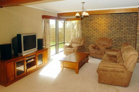 Trenberth House - Accommodation Mt Buller 2