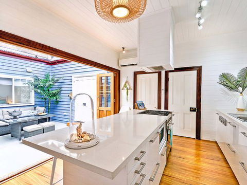 Driftwood Beach House - Accommodation Mt Buller 1