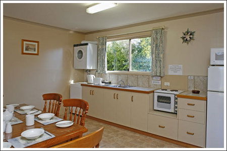 Amos House  & Swansea  Villas - Accommodation Mt Buller 3