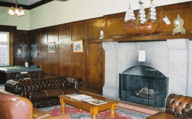 Newcastle Beach YHA - Accommodation Mt Buller 1