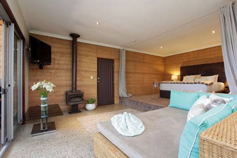 Hiddenvalley Eco Spa Lodges & Day Spa - Accommodation Mt Buller 1