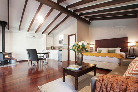 Hiddenvalley Eco Spa Lodges & Day Spa - Accommodation Mt Buller 4