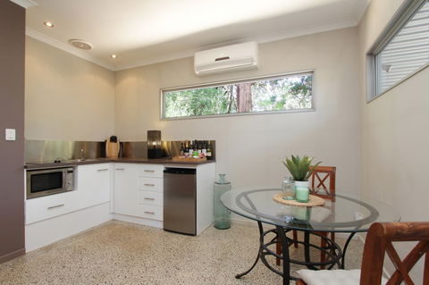 Hiddenvalley Eco Spa Lodges & Day Spa - Accommodation Mt Buller 5