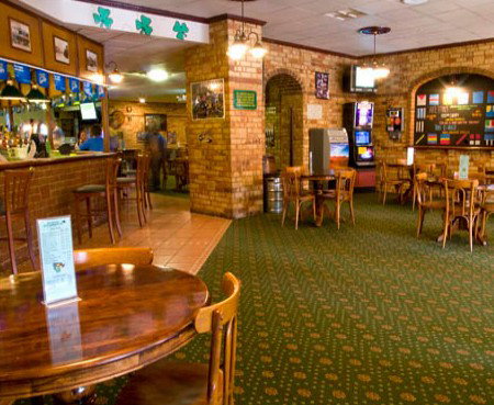 Albion Hotel - Accommodation Mt Buller 4