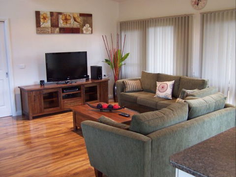 High Peaks Cottages - Accommodation Mt Buller 5