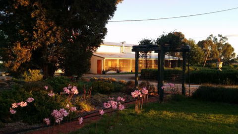 Angas Plains Wines Suites - Accommodation Mt Buller 2