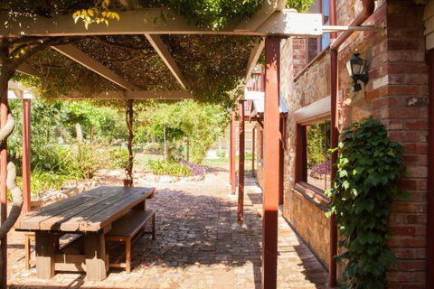 Barossa Barn Bed And Breakfast - Accommodation Mt Buller 9