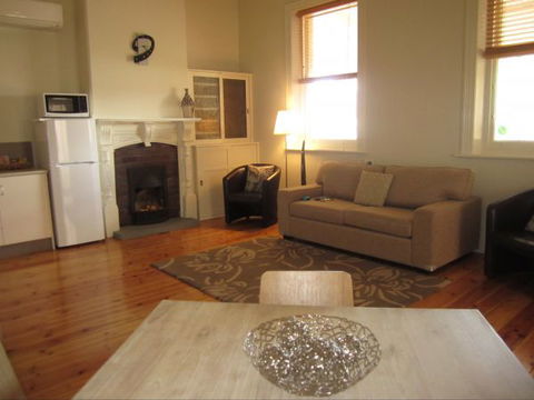 Clydesdale Cottage Bed & Breakfast - Accommodation Mt Buller 2