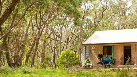 Mount Lofty Cottage YHA - Accommodation Mt Buller 0