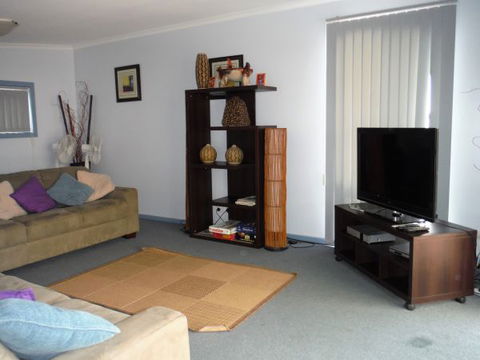 Wallaroo Waves - Accommodation Mt Buller 1