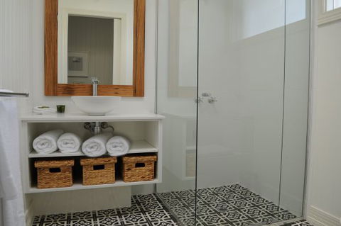Atlantic Geelong - Accommodation Mt Buller 3