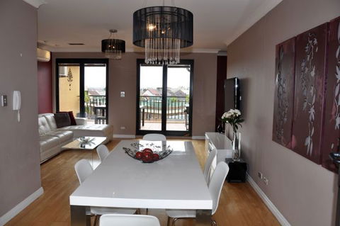 Best Apartment In The Heart Of Sydney’s Little Italy - Accommodation Mt Buller 1