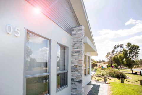 Brock's Base Wellington East - Accommodation Mt Buller 0
