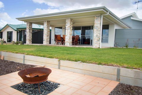 Brock's Base Wellington East - Accommodation Mt Buller 4