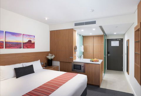 Country Comfort Inter City Perth - Accommodation Mt Buller 6