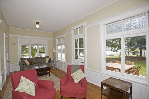 Cockatoo Island Holiday Houses - Accommodation Mt Buller 1