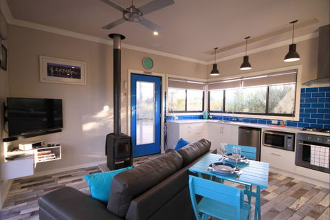 Coorong Cabins - Accommodation Mt Buller 4