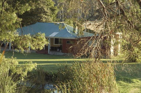 Crystal Springs Homestead - Accommodation Mt Buller 0