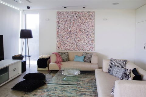 Denning Beach House - Accommodation Mt Buller 7