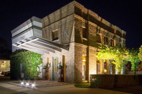 De Russie Boutique Hotel Orange - Accommodation Mt Buller 5