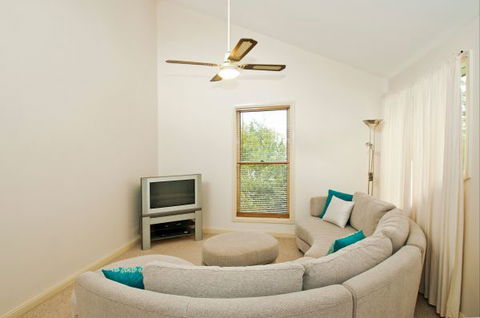 Fairlight House - Accommodation Mt Buller 4
